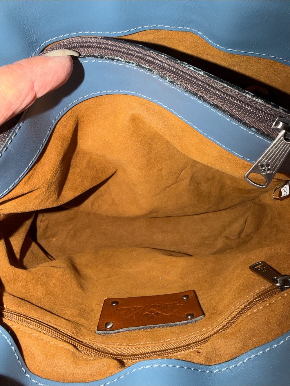 Patricia Nash Irving Leather Bucket Bag - Picture 8 of 9